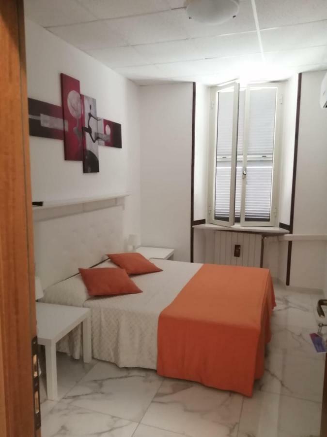 Albergo Ollolai Civitavecchia Exterior foto