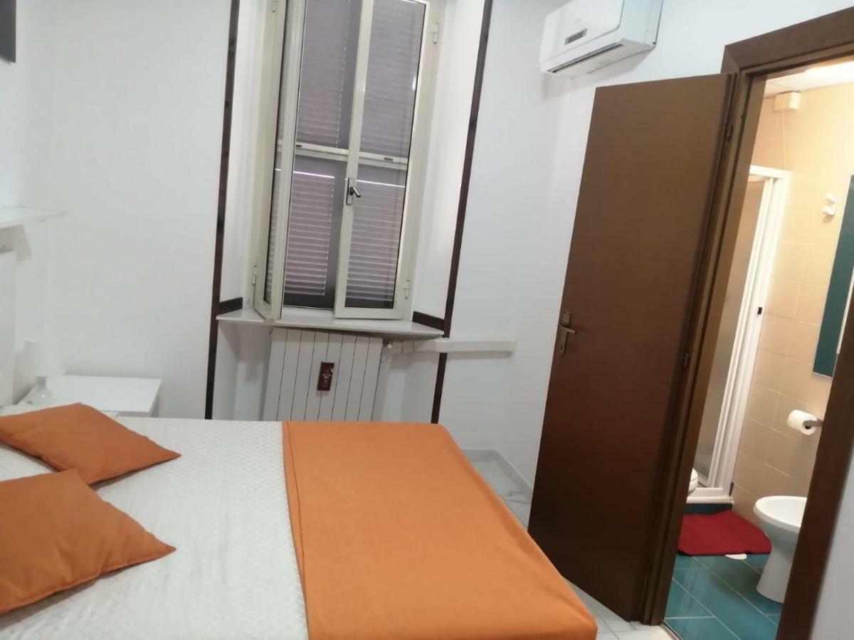 Albergo Ollolai Civitavecchia Exterior foto